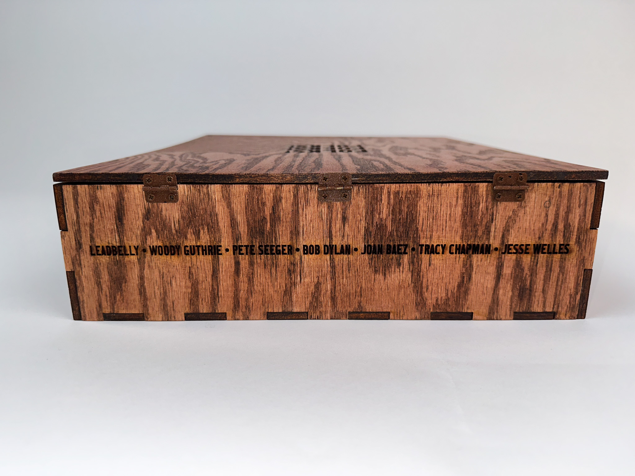 Folk Box 2