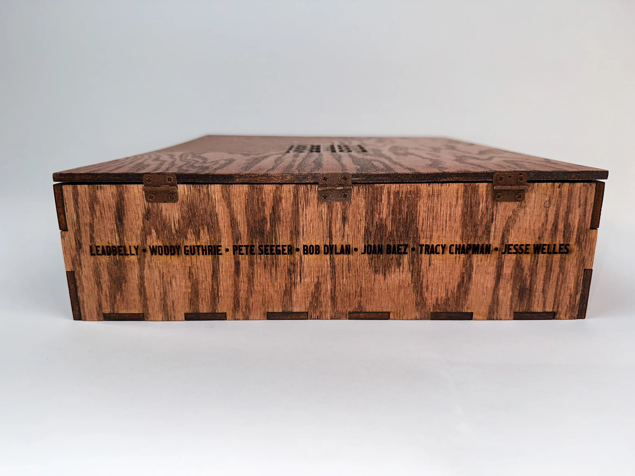 Folk Box 2