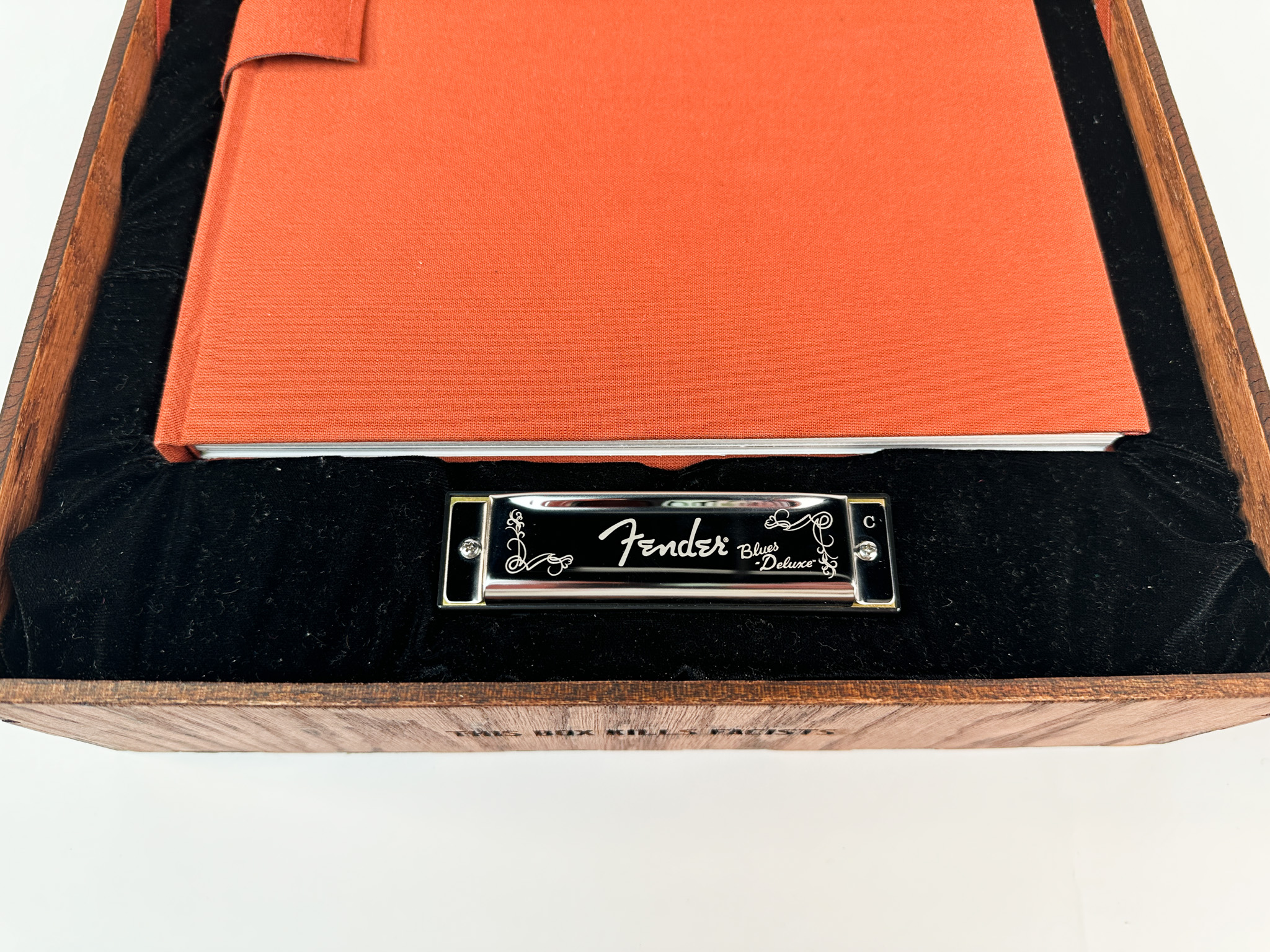 Folk Box 3