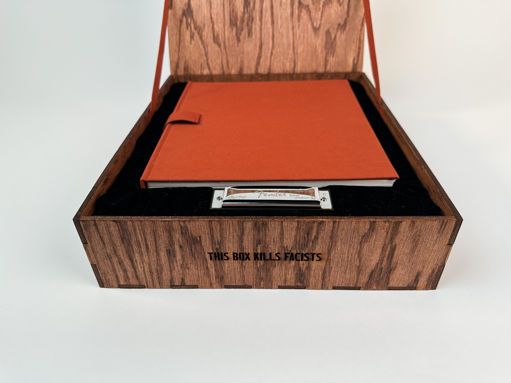 Folk Box 4