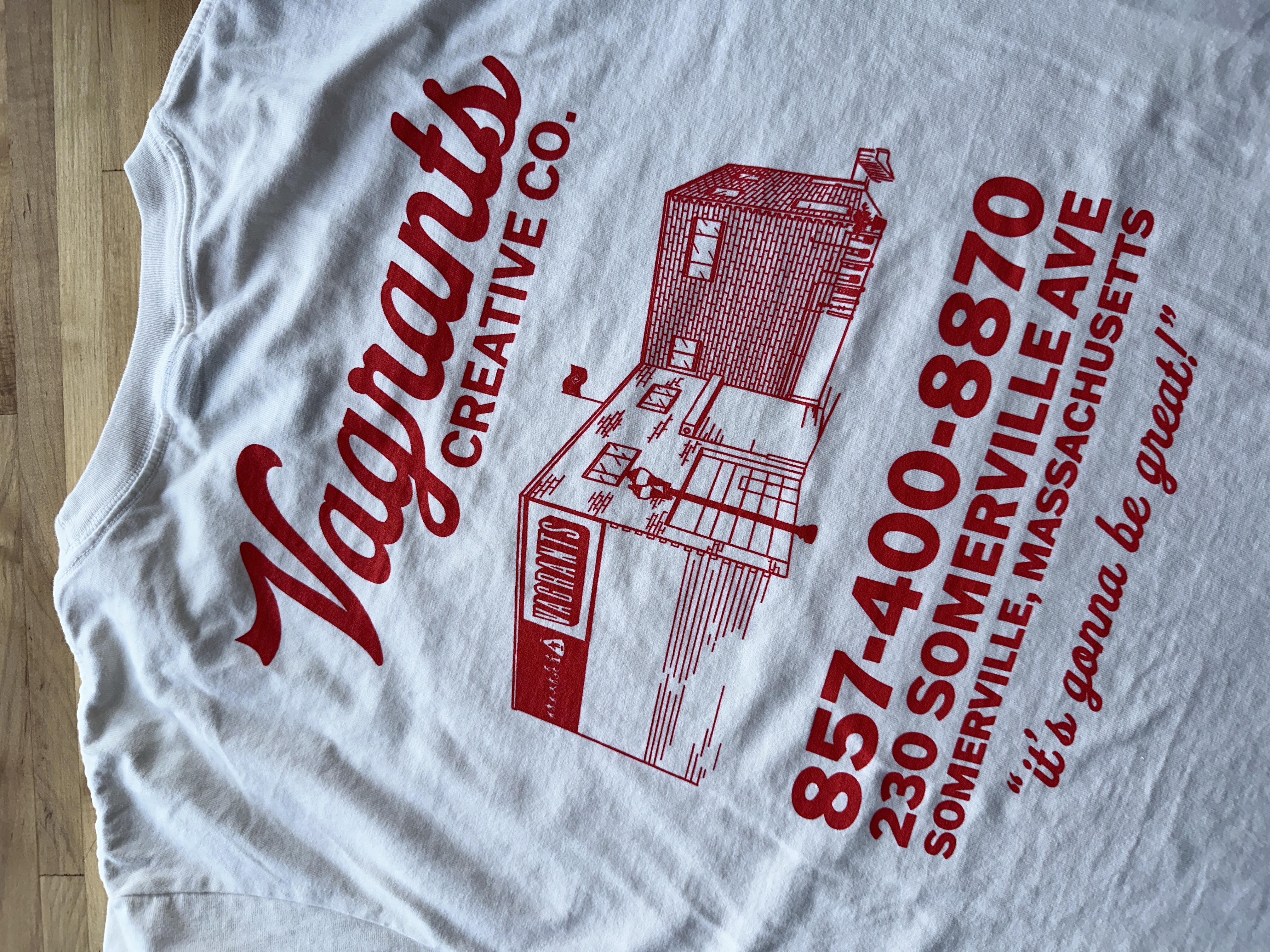Vagrants tee — red back